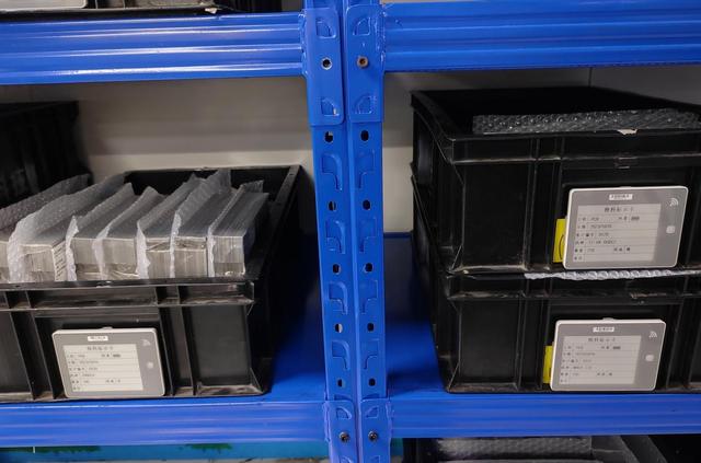 工業(yè)RFID讀寫器在生產(chǎn)線托盤上的應(yīng)用實(shí)例