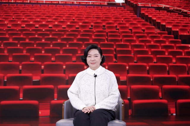 兩會(huì)好聲音丨使用AI不能局限于一問一答，應(yīng)發(fā)揮人的創(chuàng)造性