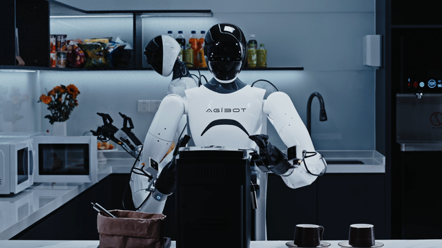 AI與硬件不可偏廢，智元稱不做大模型的機(jī)器人公司沒有未來