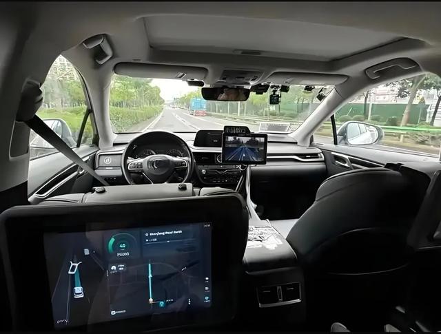 方向盤終將消失？自動駕駛VS人類司機：這場終極對決沒有輸家